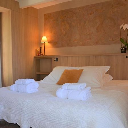 Le Jas Des Parpaillous Apartamento LʼIsle-sur-la-Sorgue Exterior foto