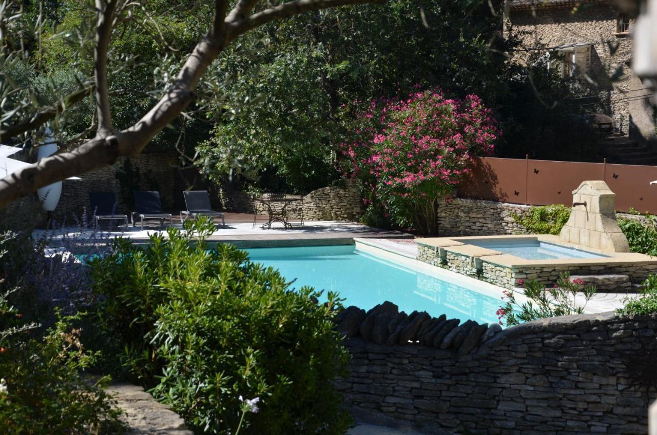 Le Jas Des Parpaillous Apartamento LʼIsle-sur-la-Sorgue Exterior foto
