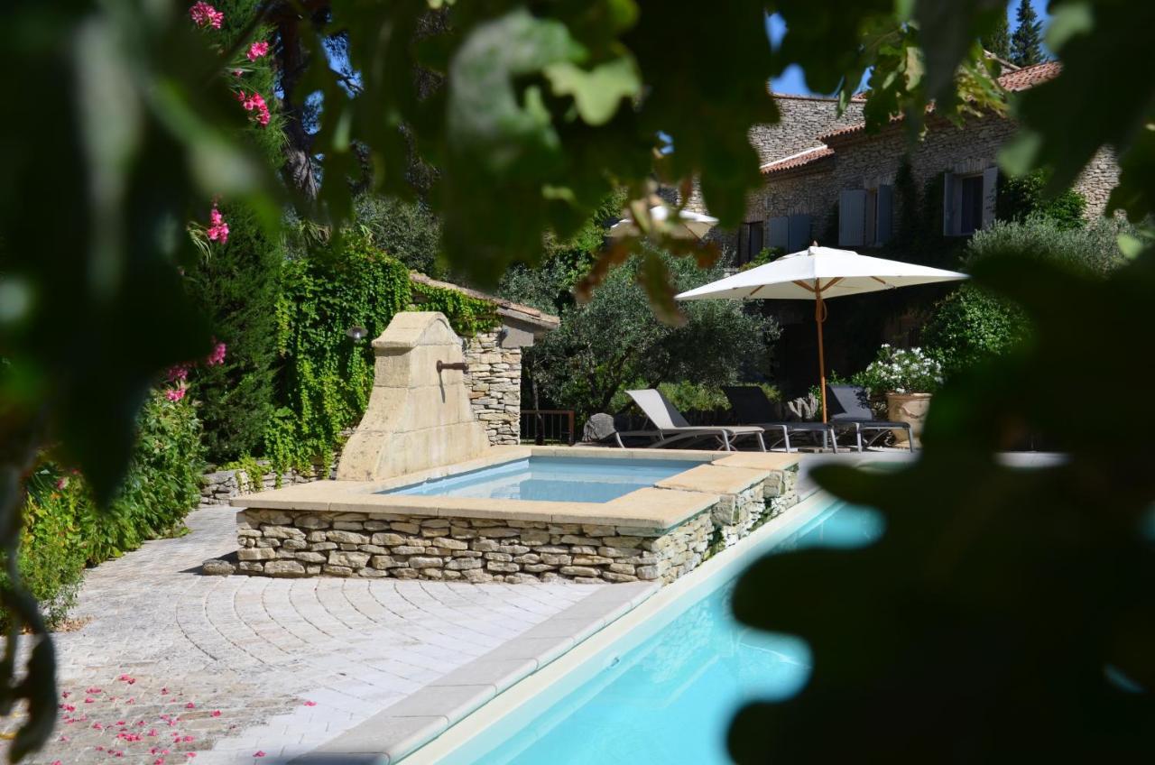 Le Jas Des Parpaillous Apartamento LʼIsle-sur-la-Sorgue Exterior foto