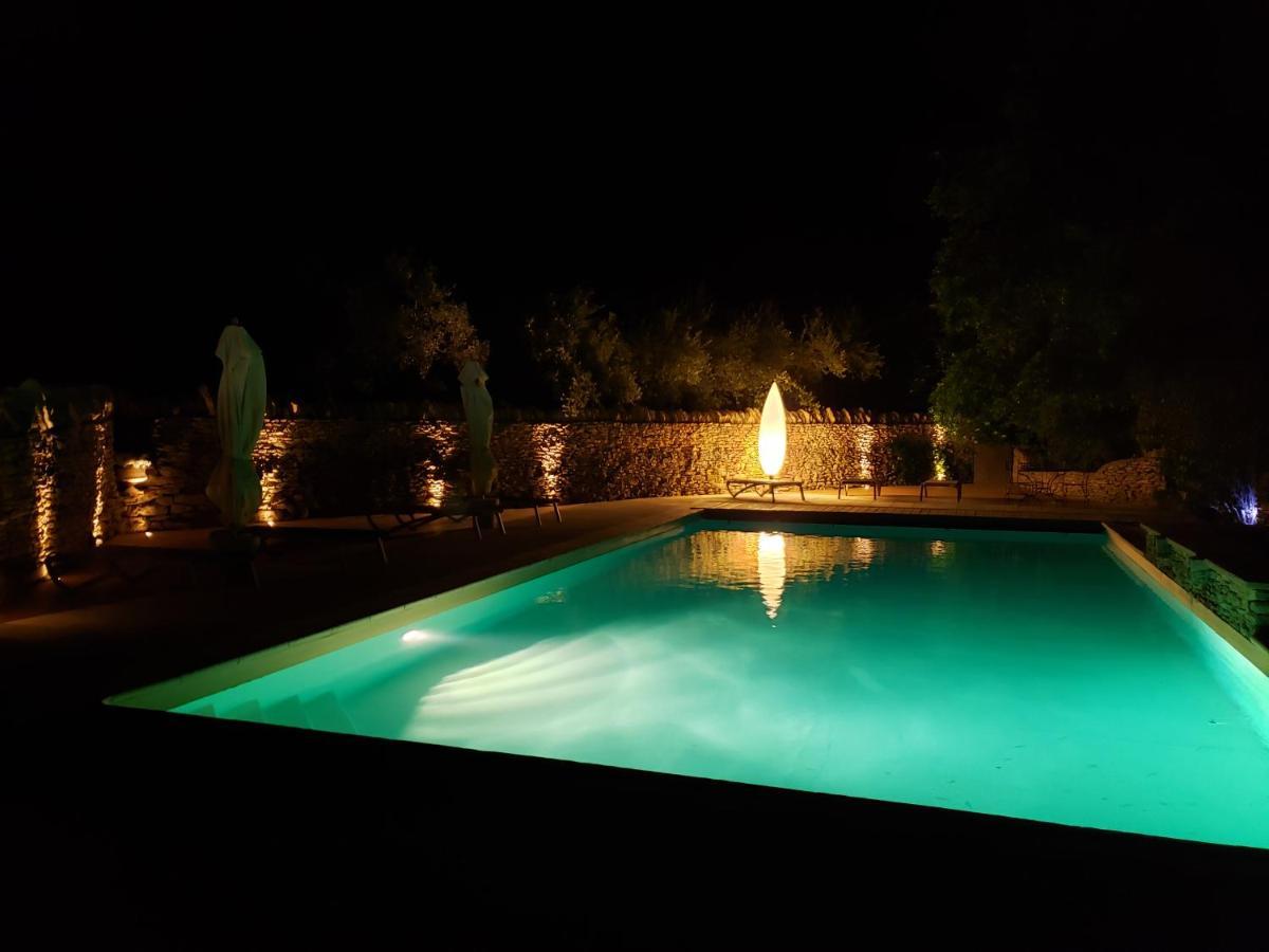 Le Jas Des Parpaillous Apartamento LʼIsle-sur-la-Sorgue Exterior foto