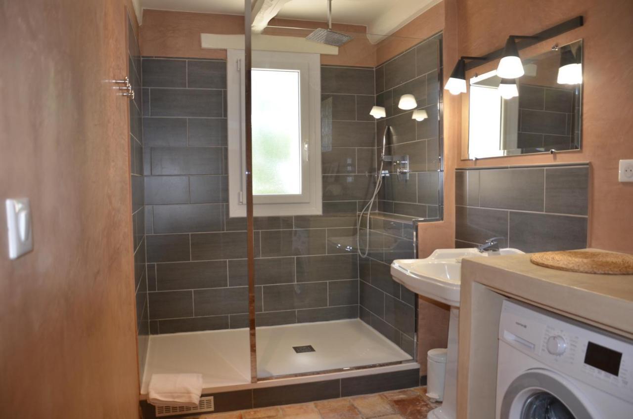Le Jas Des Parpaillous Apartamento LʼIsle-sur-la-Sorgue Exterior foto