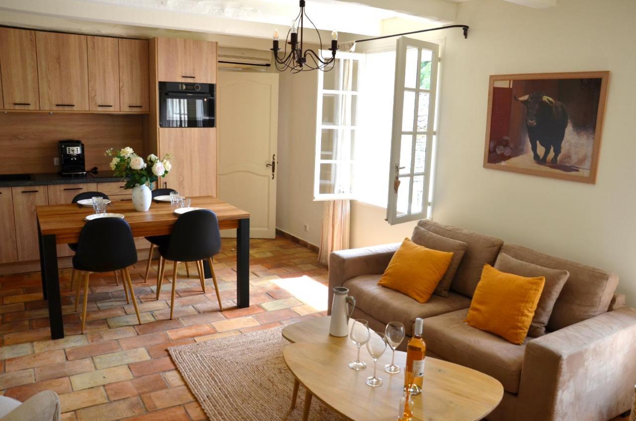 Le Jas Des Parpaillous Apartamento LʼIsle-sur-la-Sorgue Exterior foto