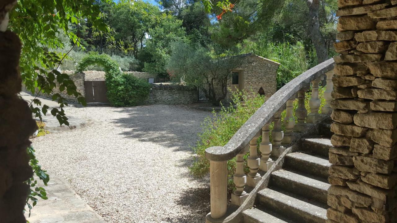 Le Jas Des Parpaillous Apartamento LʼIsle-sur-la-Sorgue Exterior foto